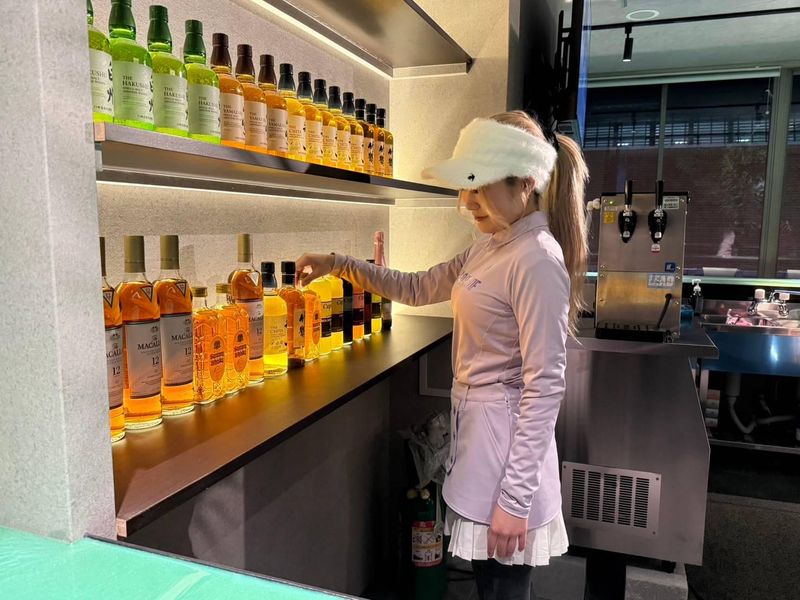 Golf&Bar S.B.Gのアルバイト・バイト求人情報-02