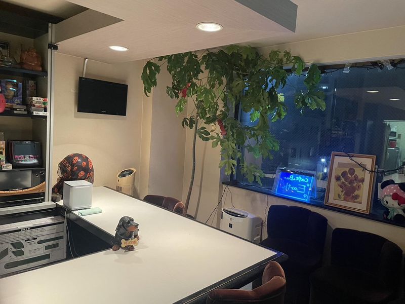 cafe&bar Earthのアルバイト・バイト求人情報-02