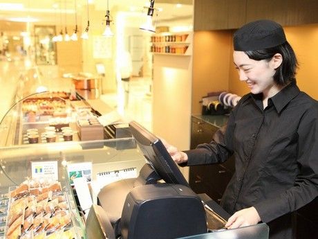 ジャン=ポール・エヴァン　東京ミッドタウン店のアルバイト・バイト求人情報-02