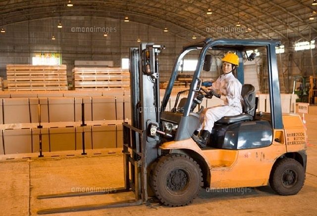 株式会社スタッフブレーン