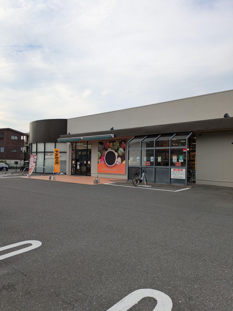 カフェファディ　下関店のアルバイト・バイト求人情報-03