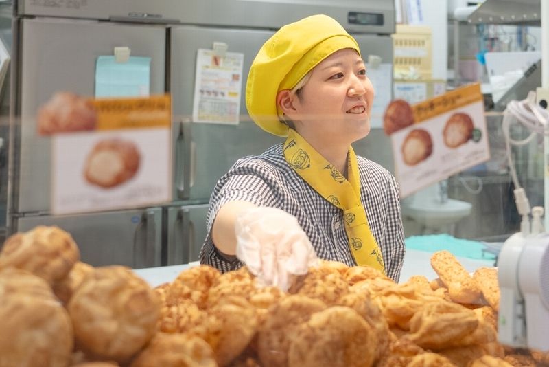 ビアードパパ イオンモール沖縄ライカムのアルバイト・バイト求人情報-01