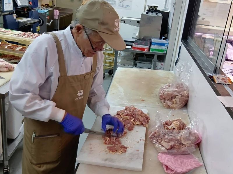 ミートファクトリーつぼぐち　お肉の工場直売所　御殿場店/株式会社つぼぐちフードサービスのアルバイト・バイト求人情報-04