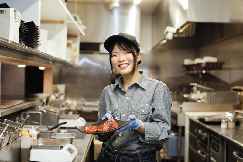 プレミアムカルビ 春日部店/株式会社神戸物産のアルバイト・バイト求人情報-04