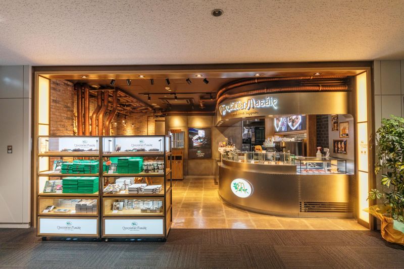 ショコラティエ マサール 新千歳空港ゲートラウンジ店のアルバイト・バイト求人情報-02