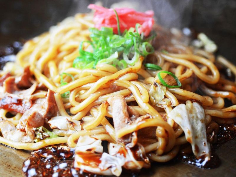 焼SOBA　osakaきっちん。エキュート立川店のアルバイト・バイト求人情報-02