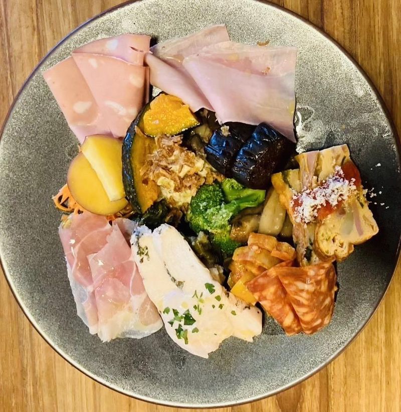 肉×ワイン　ビストロ・イタリアン　ユナイテッドのアルバイト・バイト求人情報-05