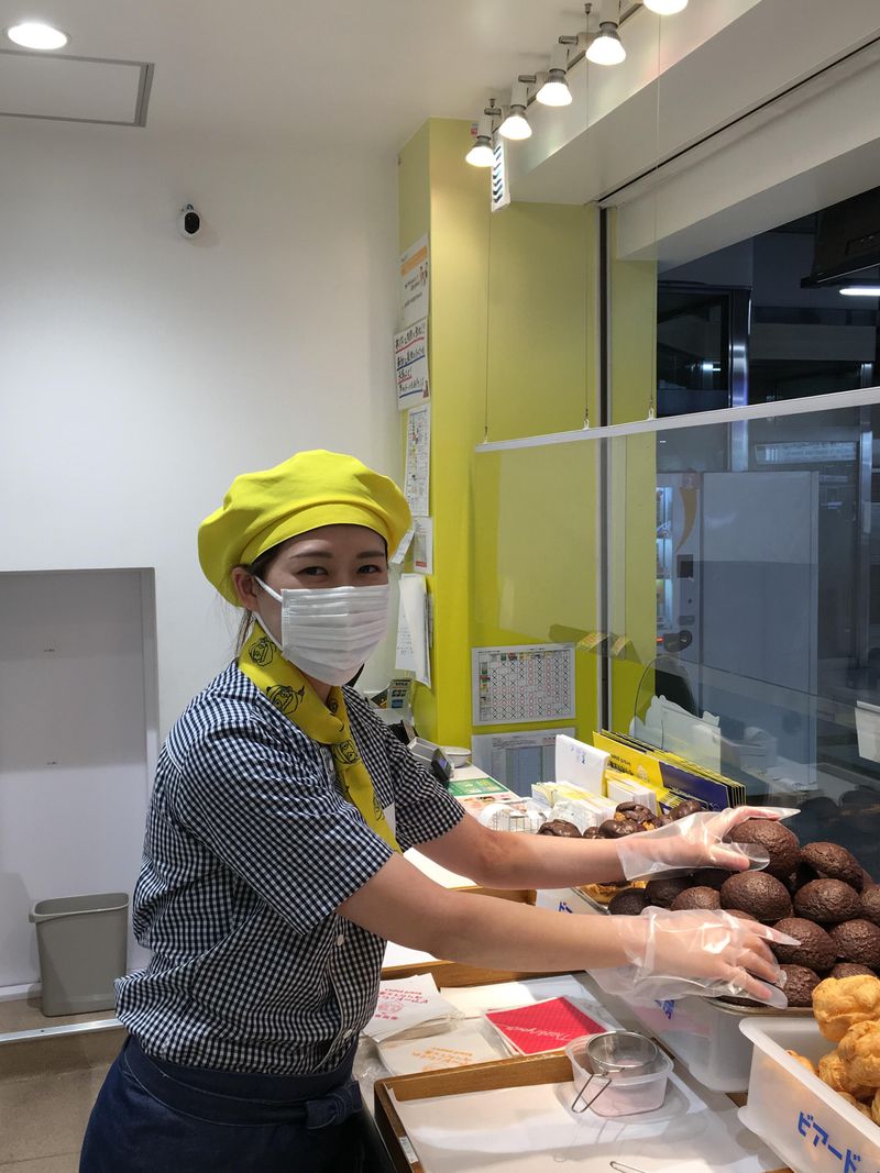 ビアードパパ　TXアベニュー八潮店のアルバイト・バイト求人情報-05
