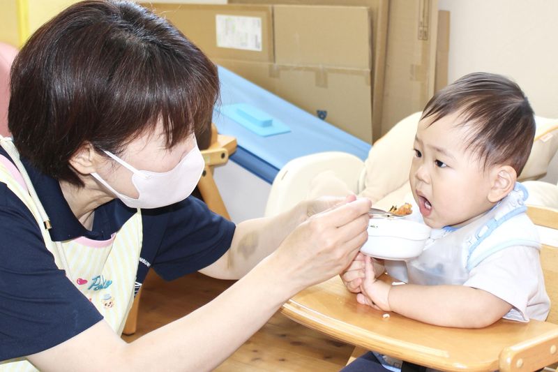 ぶんぶん保育園のアルバイト・バイト求人情報-04