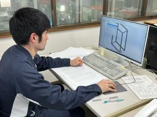 岡山本社|先着順・選考なし|金属加工