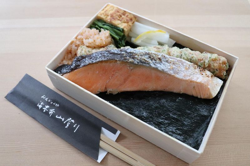 刷毛じょうゆ海苔弁山登り　グランスタ東京店のアルバイト・バイト求人情報-02