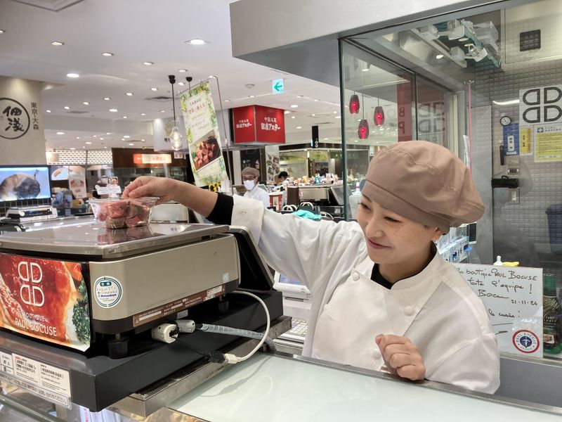 PAUL BOCUSE　大丸百貨店　梅田店のアルバイト・バイト求人情報-30