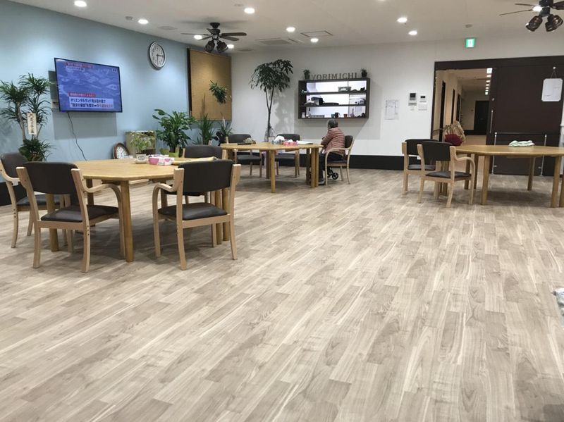 住宅型有料老人ホーム　サンエイ西谷山のアルバイト・バイト求人情報-02