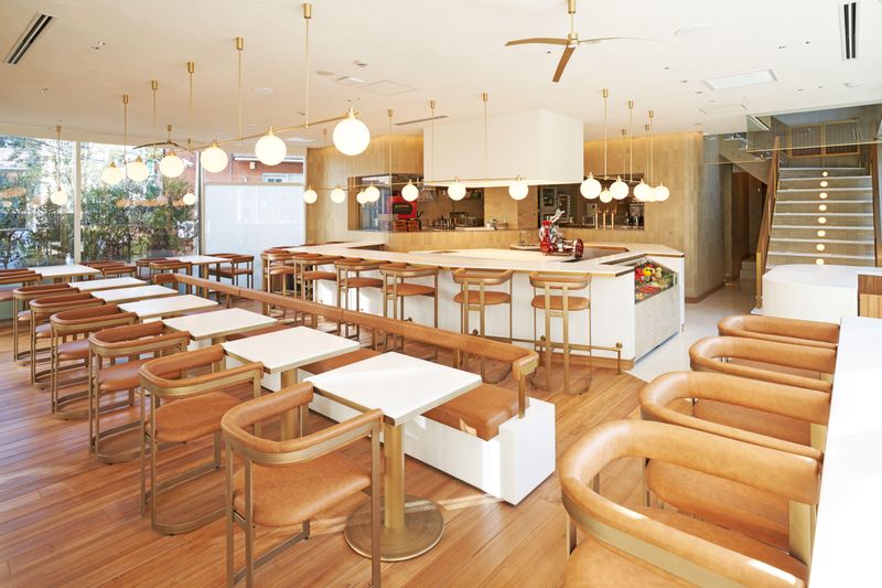 株式会社f.diningのアルバイト・バイト求人情報-02