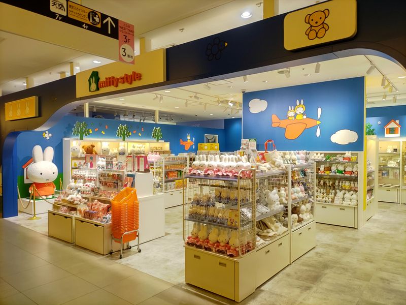 スヌーピータウン/ミッフィースタイル　東京スカイツリー・ソラマチ店のアルバイト・バイト求人情報-02