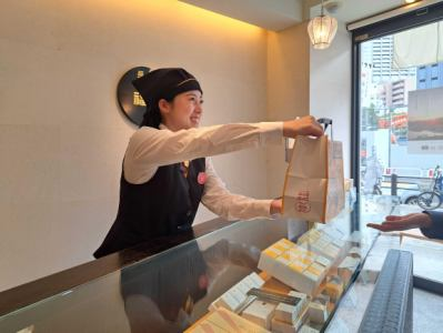 福砂屋　銀座三越店のアルバイト・バイト求人情報-02