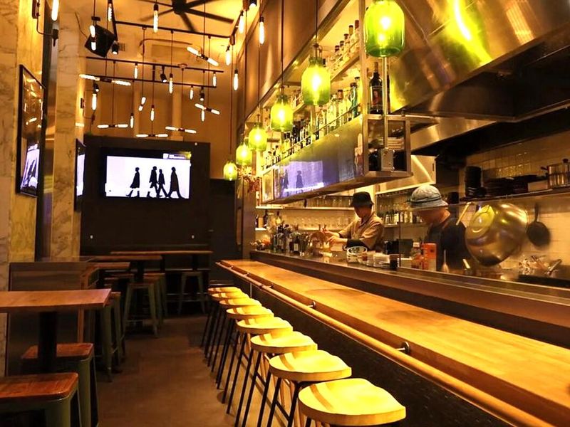 Qucchane　鉄板酒場　食炒音(クッチャネ)のアルバイト・バイト求人情報-02