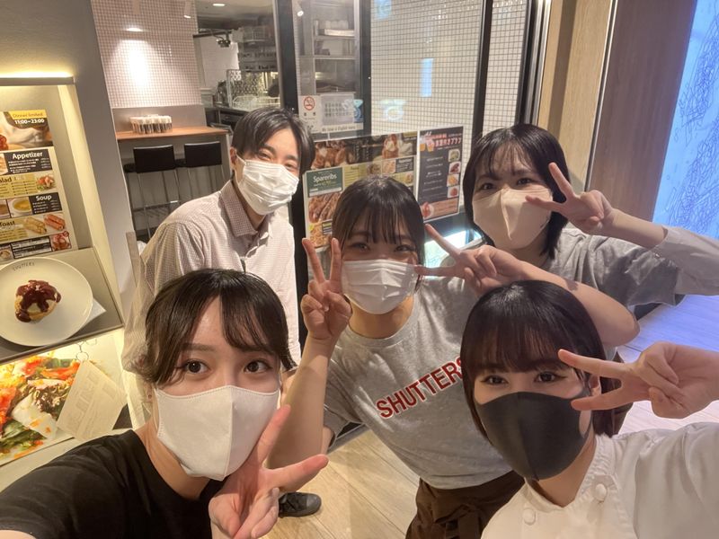 SHUTTERS 東京駅八重洲北のアルバイト・バイト求人情報-02