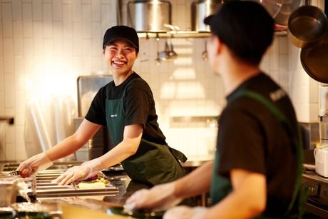 クリスプサラダワークス　KANDA SQUARE店のアルバイト・バイト求人情報-16