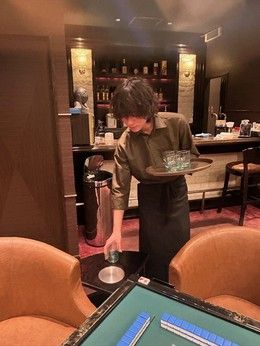 麻雀琥珀　名駅店のアルバイト・バイト求人情報