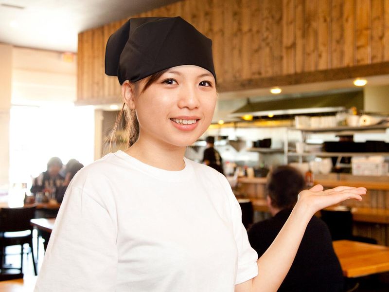 手打親鶏中華そば綾川　静岡インター店のアルバイト・バイト求人情報-02