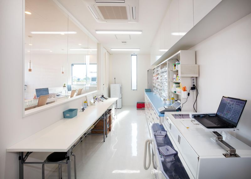 さかなし薬局　西与賀店のアルバイト・バイト求人情報-04