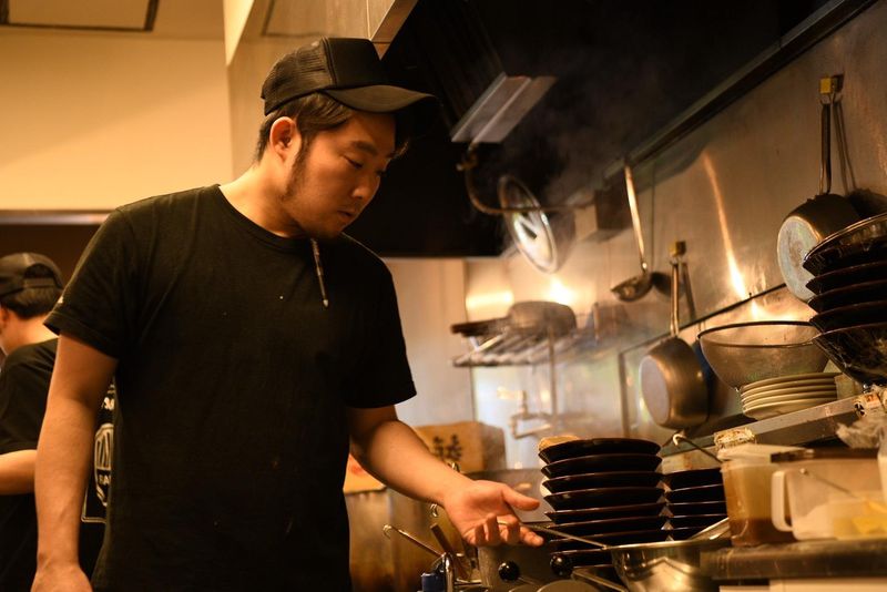 ラーメン豚山　関内店のアルバイト・バイト求人情報-02