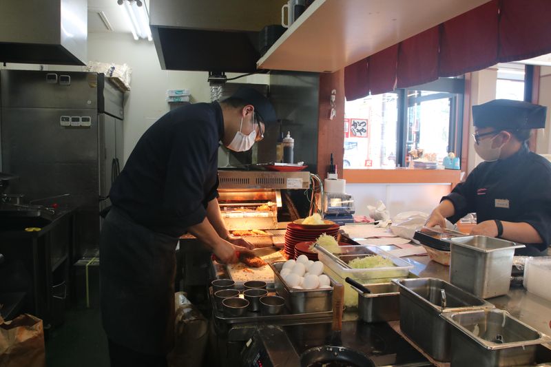 かつや　町田忠生店の求人3