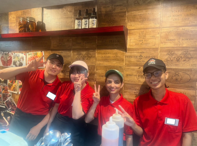 ホルモン屋よんちゃんのアルバイト・バイト求人情報-02