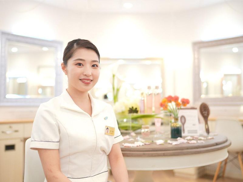 株式会社ルミエパリ