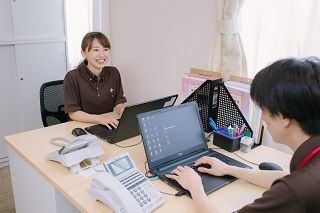 (株)やさしい手　西明石居宅介護支援事業所のアルバイト・バイト求人情報-04