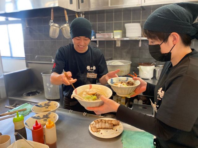 ラーメン 龍の家 下郡バイパス店のアルバイト・バイト求人情報-02