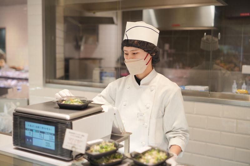 阪急梅田本店のアルバイト・バイト求人情報-04