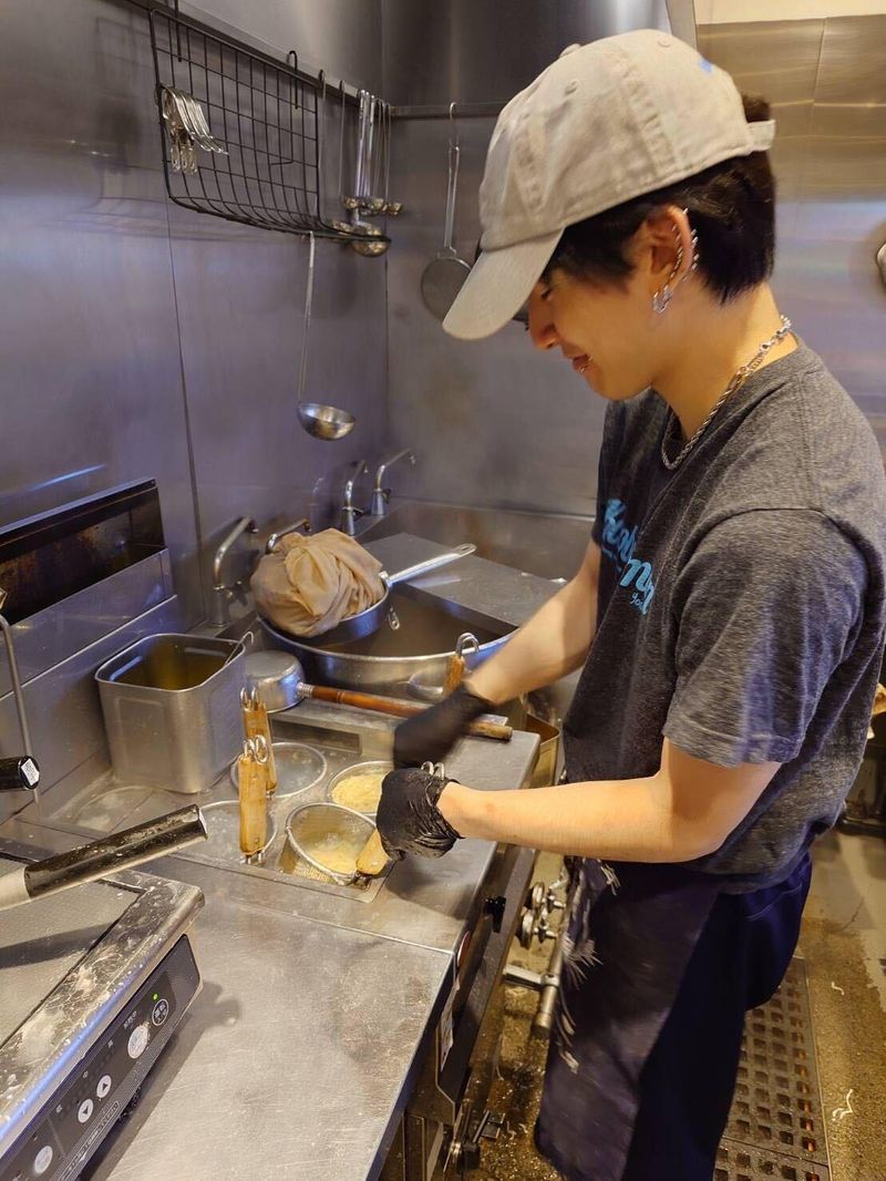 中華そば よしかわ 三井アウトレットパーク入間店のアルバイト・バイト求人情報-05