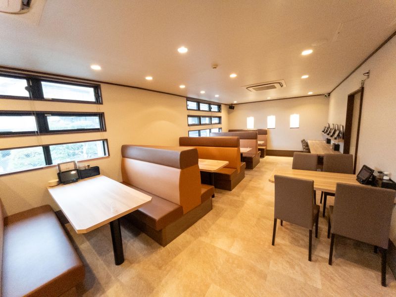 しらす問屋とびっちょ　江の島店のアルバイト・バイト求人情報-04