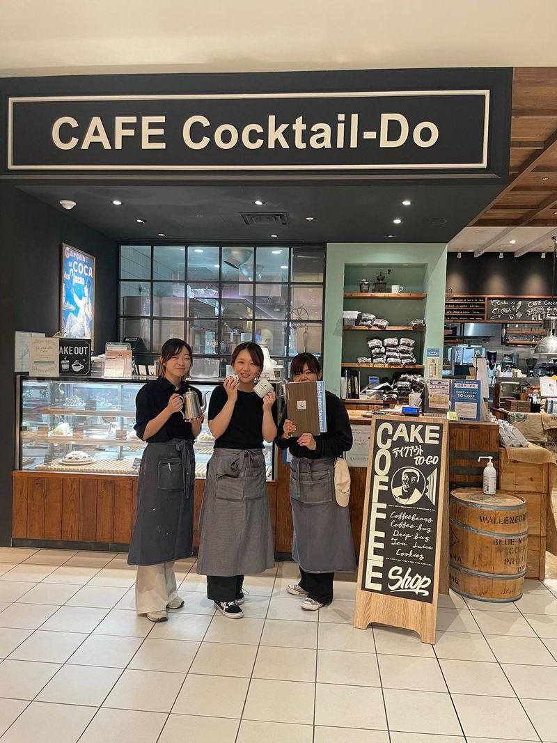 カフェコクテル堂　横浜みなとみらい店のアルバイト・バイト求人情報-03