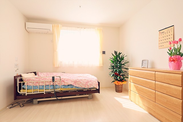 有料老人ホーム四季彩館のアルバイト・バイト求人情報-02