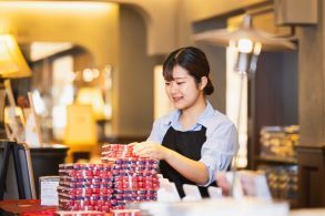 本と珈琲 梟書茶房 Esola池袋店のアルバイト・バイト求人情報-06
