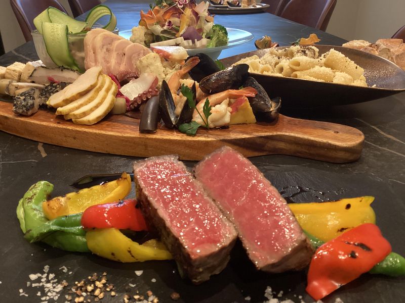 Bistro UNiQのアルバイト・バイト求人情報-03