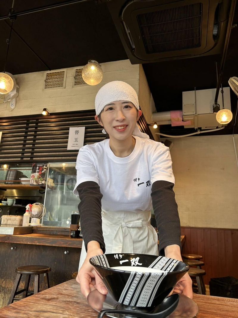 株式会社EVORISE(博多一双　博多駅東本店)のアルバイト・バイト求人情報-03