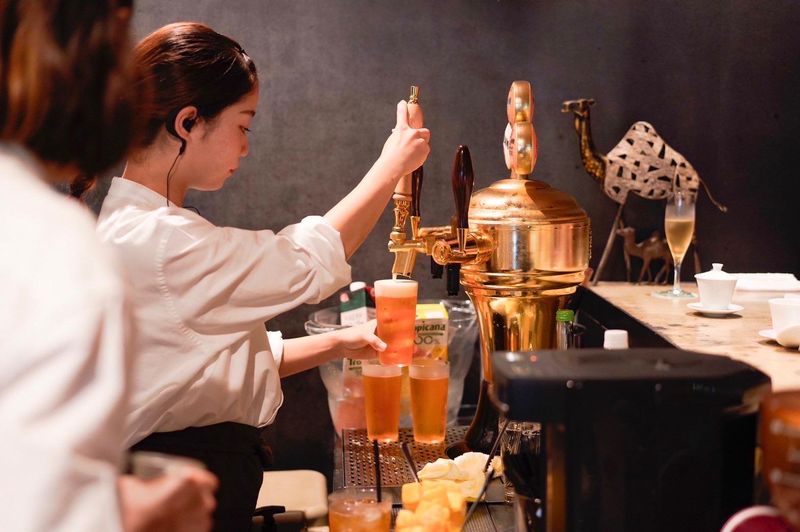 鉄板料理らくだ　名古屋店のアルバイト・バイト求人情報-02