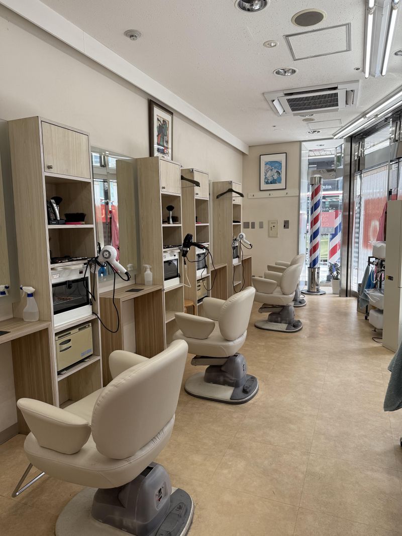 HAIR CUT CLUBのアルバイト・バイト求人情報-02