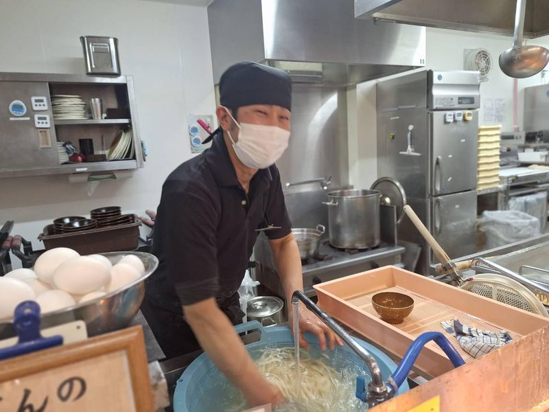 セルフうどんやま脇町店のアルバイト・バイト求人情報-03