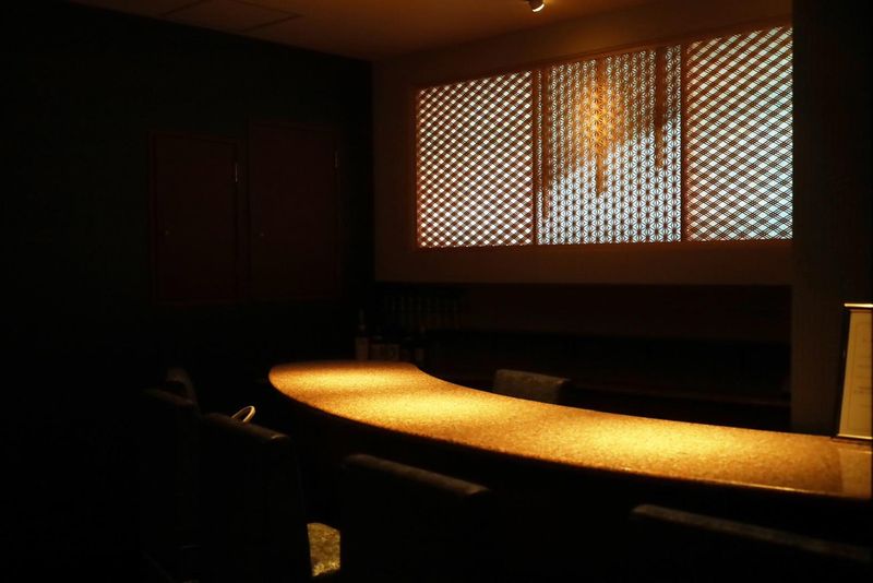 Lounge 絃のアルバイト・バイト求人情報-02