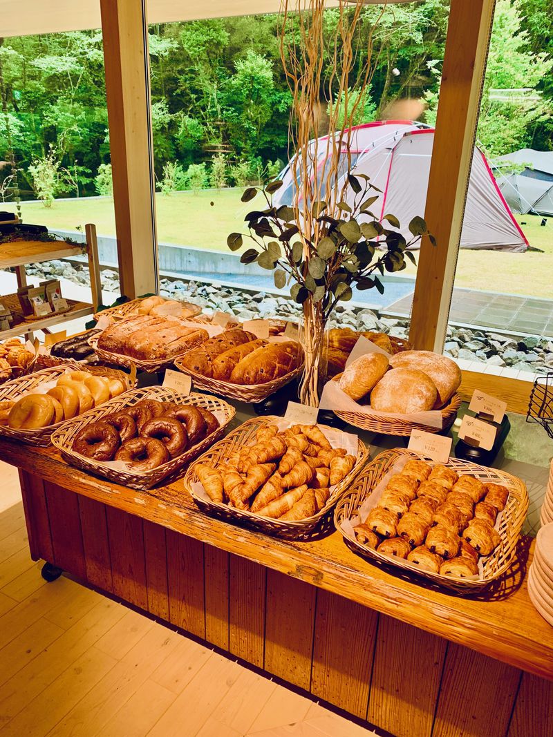 株式会社ブルースカイ　Blue Bird diningのアルバイト・バイト求人情報-02