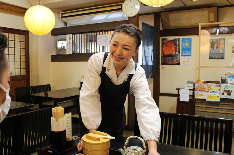 有限会社八百徳料理店のアルバイト・バイト求人情報-04