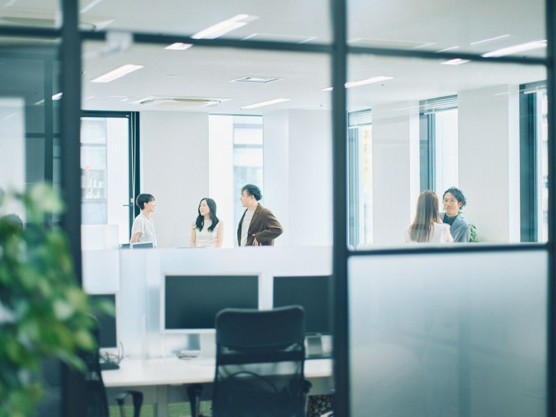 株式会社LiPLUSホールディングスの求人・転職情報