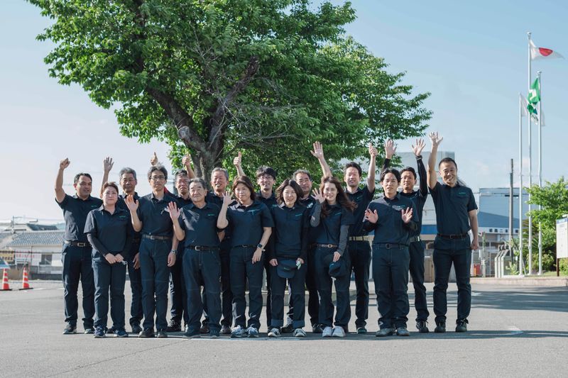 株式会社エフアンドエイノンウーブンズ