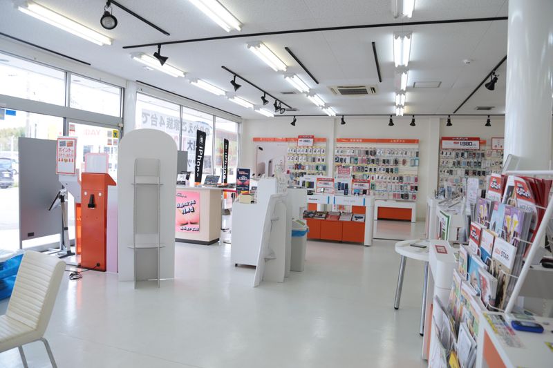 auショップ小松島のアルバイト・バイト求人情報-02