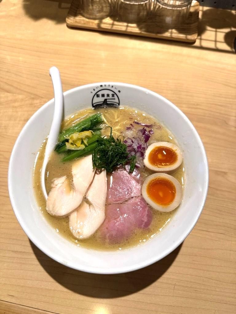 鶏そばと担々麵　一石二鶏(イッセキニチョウ)のアルバイト・バイト求人情報-05